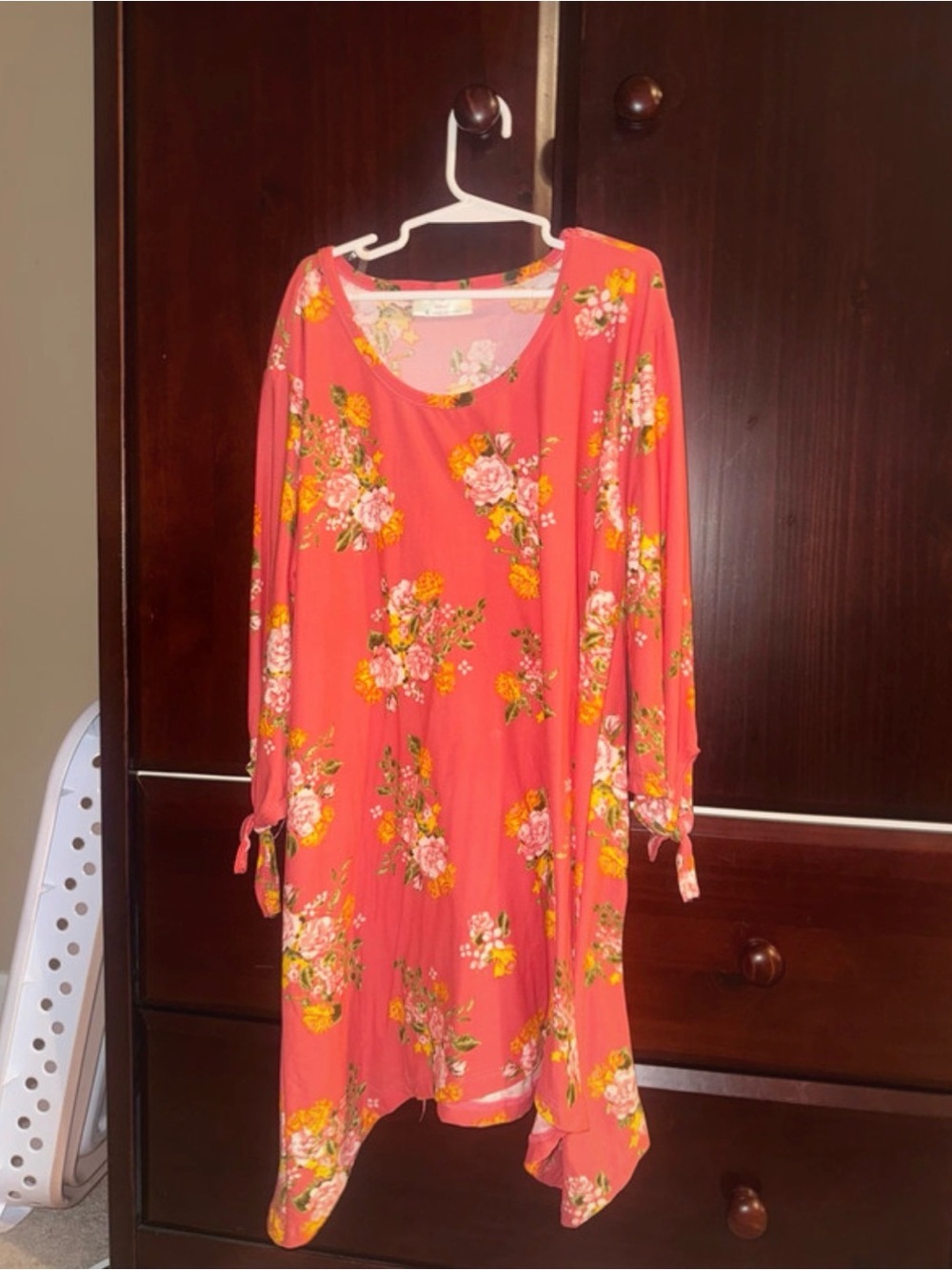 Coral Floral Tie-Sleeve Women’s Dress